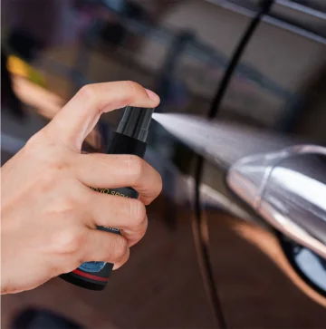 NuraFix Anwendung am Auto
